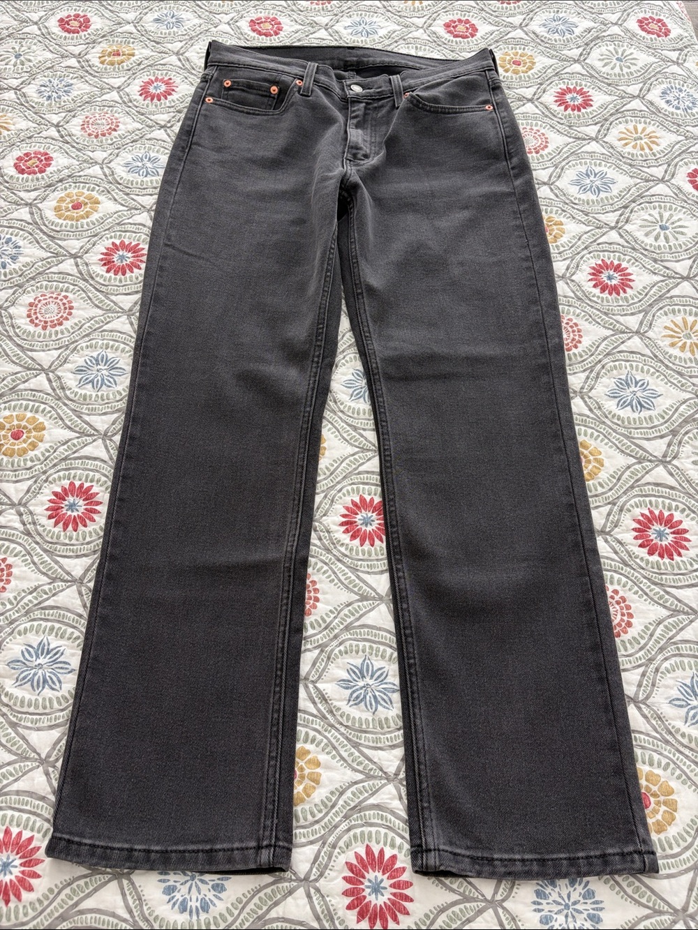 Levi’s 514 straight leg jeans, size  W 30 L 30.
